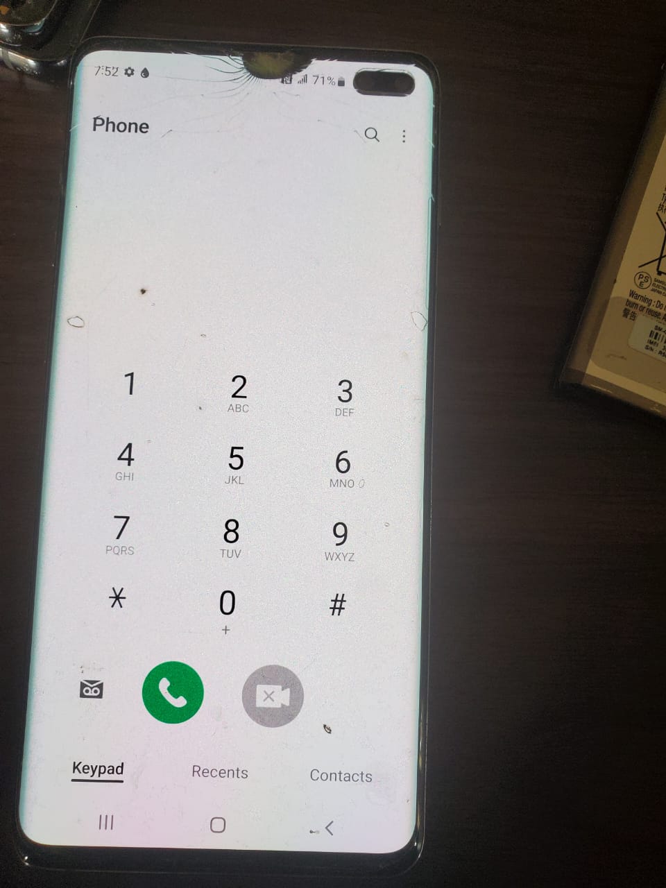 Buy & Sell Samsung and iPhone Screens in Nigeria | Screen Hunter Recycle Buy & Sell Samsung and iPhone Screens in Nigeria | Screen Hunter Recycle